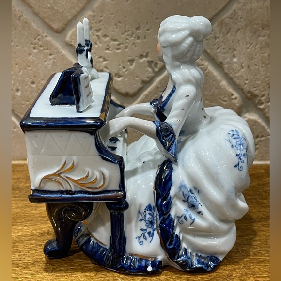 Vintage Porcelain Victorian Lady Playing
Piano Figurine - Picture 3 of 13